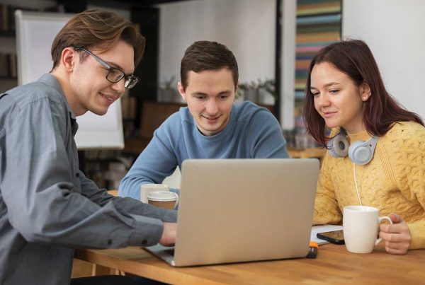 etudiant qui cherche un logement